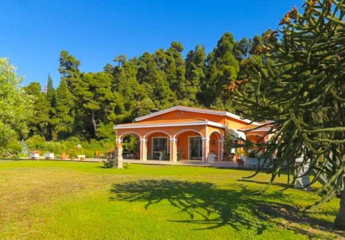 Acqua di Greco || Villa de vanzare in Grecia || Kriopigi