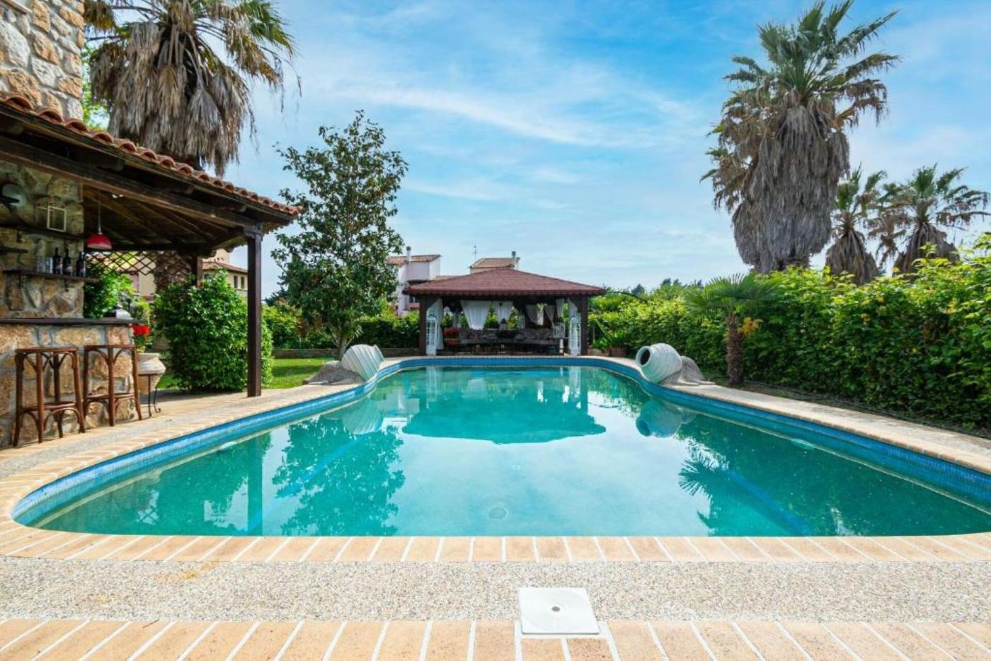 Casă individuală într-un complex Halkidiki Kassandra